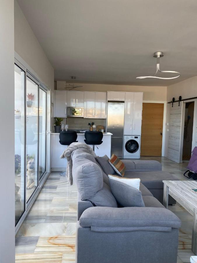 On The Beach - Penthouse On The Mediterranean Εστεπόνα Εξωτερικό φωτογραφία