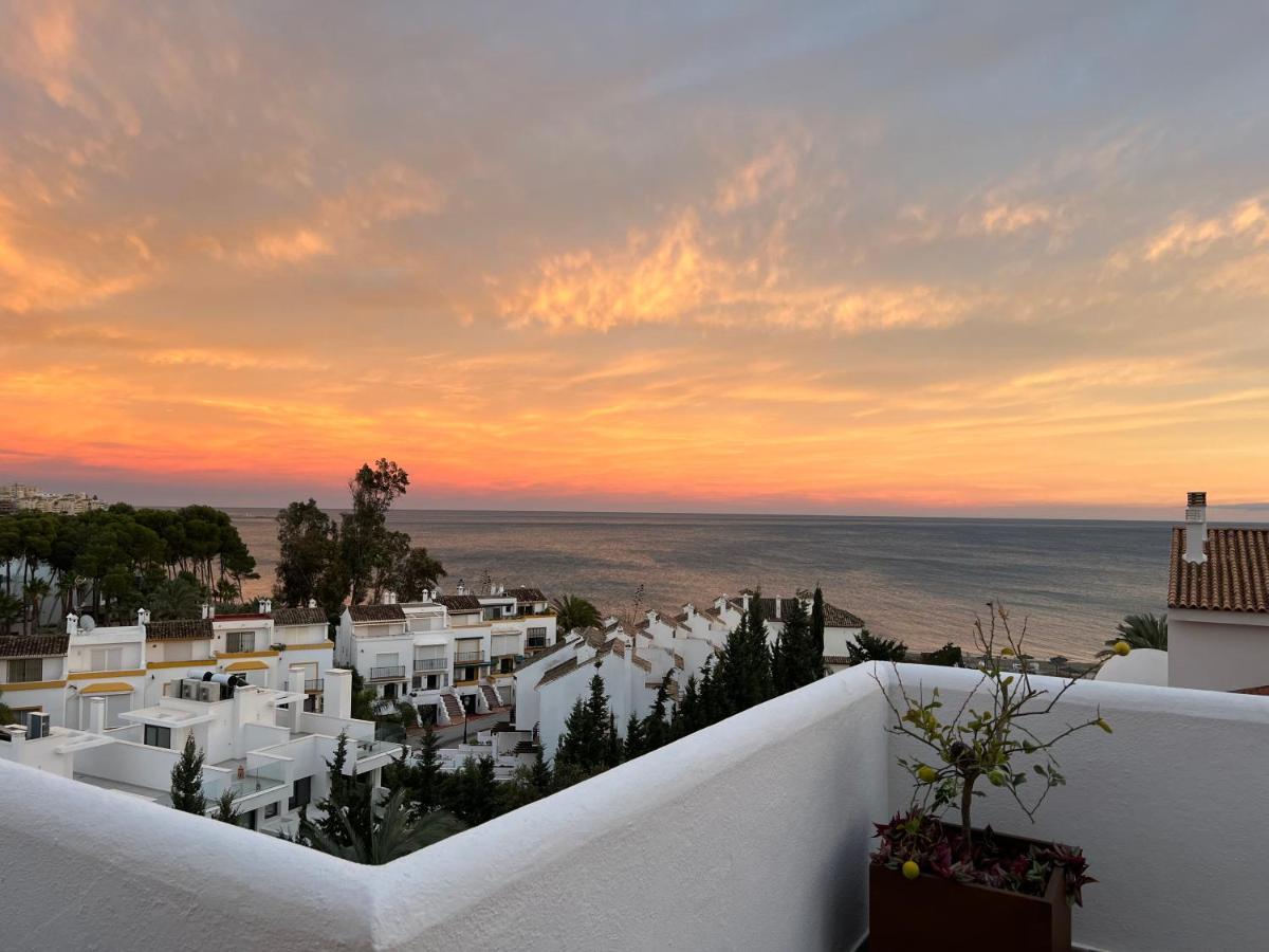 On The Beach - Penthouse On The Mediterranean Εστεπόνα Εξωτερικό φωτογραφία