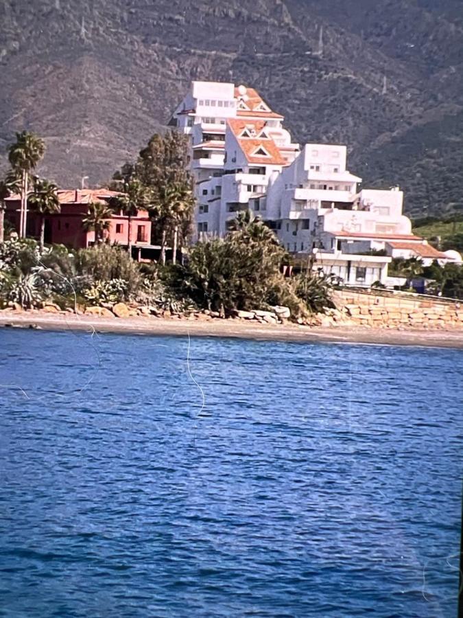 On The Beach - Penthouse On The Mediterranean Εστεπόνα Εξωτερικό φωτογραφία